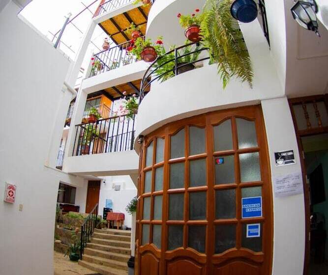فندق La Casa De Los Balcones