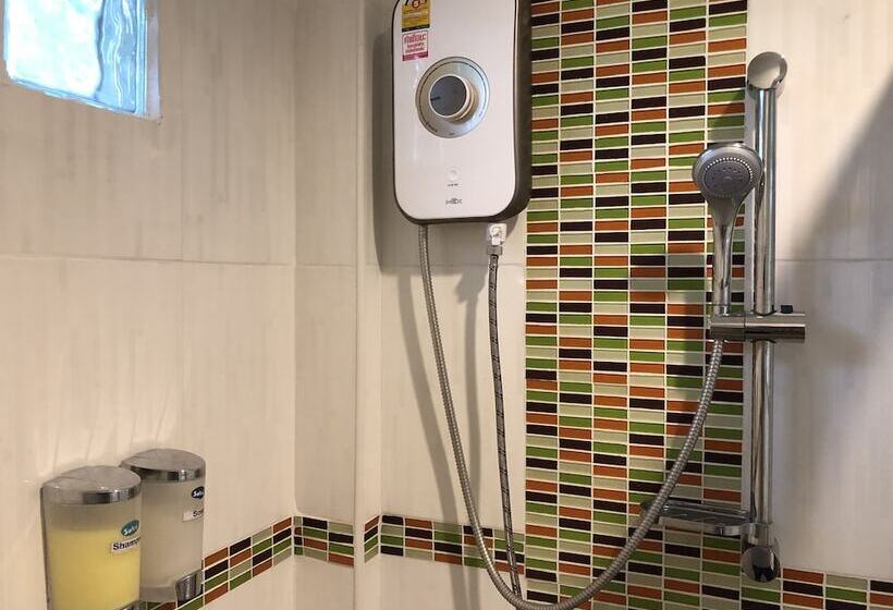 호텔 Milin Villa Resort Kanchanaburi