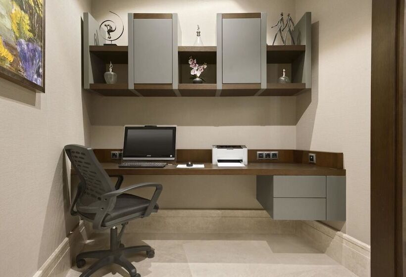 فندق Ramada By Wyndham Bursa Nilufer