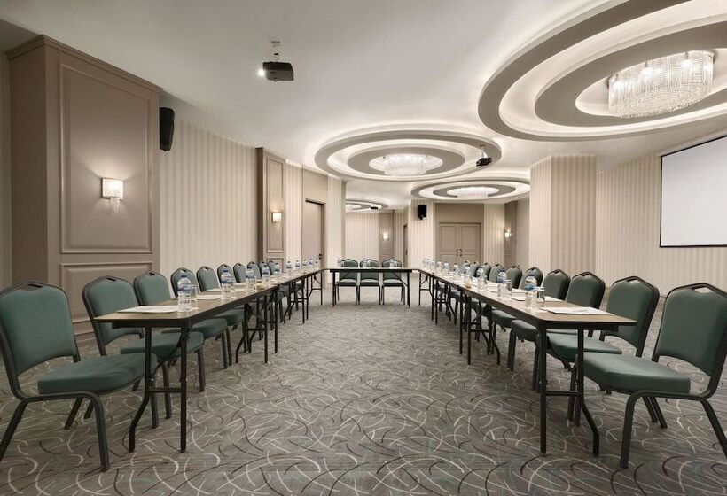 فندق Ramada By Wyndham Bursa Nilufer