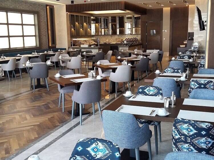 فندق Ramada By Wyndham Bursa Nilufer