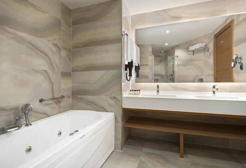 فندق Ramada By Wyndham Bursa Nilufer