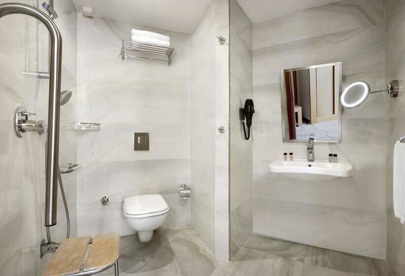 فندق Ramada By Wyndham Bursa Nilufer