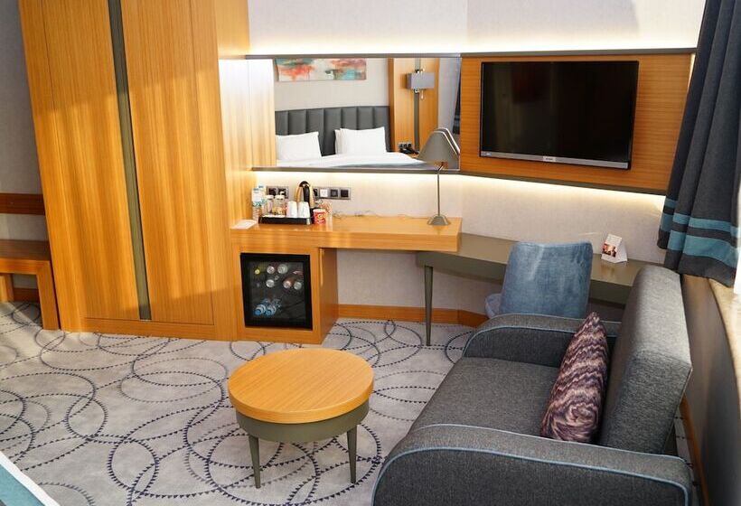 فندق Ramada By Wyndham Bursa Nilufer