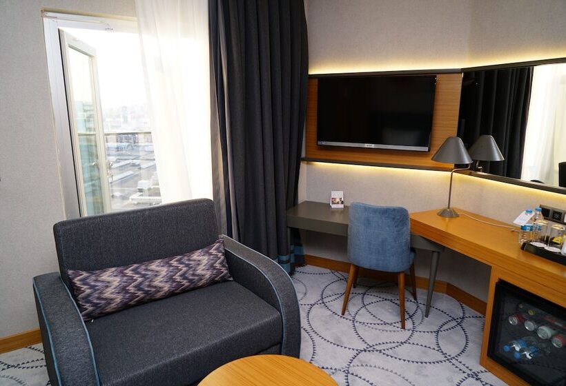 فندق Ramada By Wyndham Bursa Nilufer