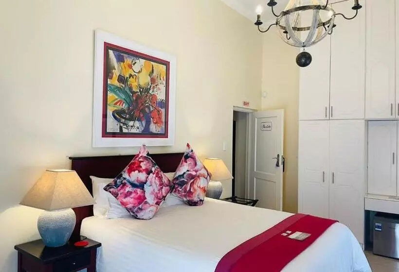 Oliver's Bed And Breakfast