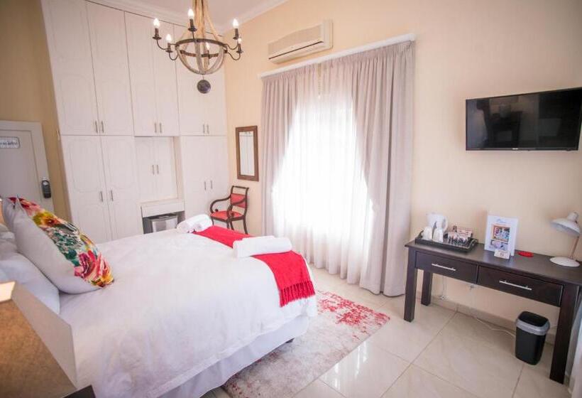 Oliver's Bed And Breakfast