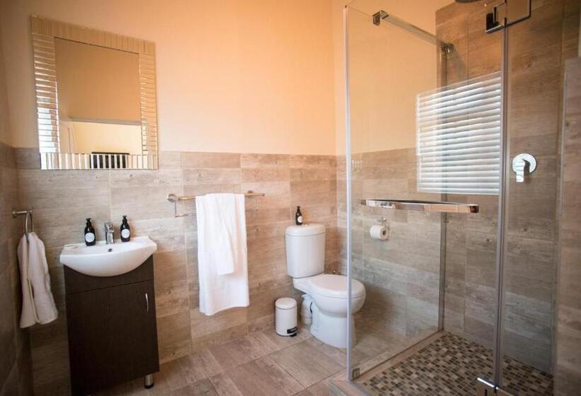 Oliver's Bed And Breakfast