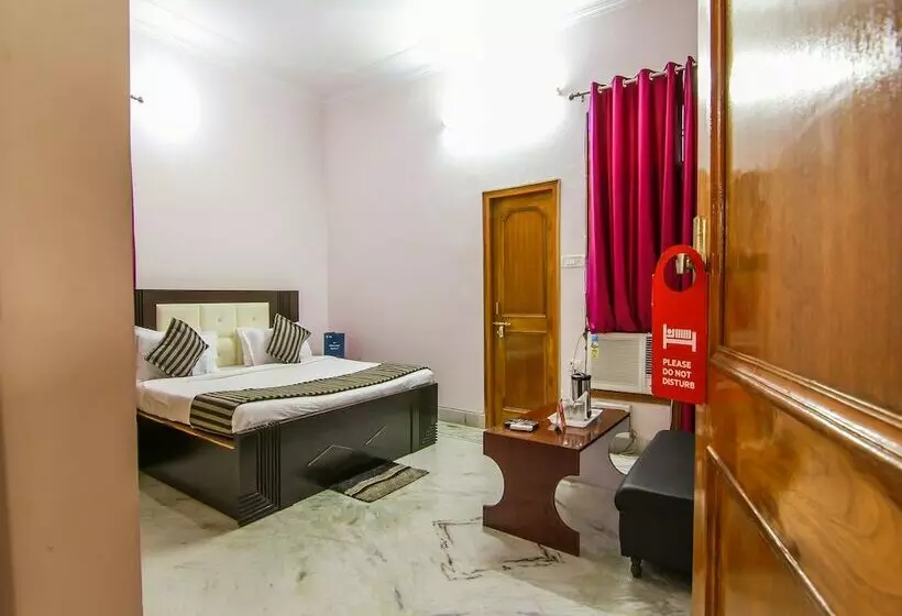Oyo 9008 Hotel Pearl Inn