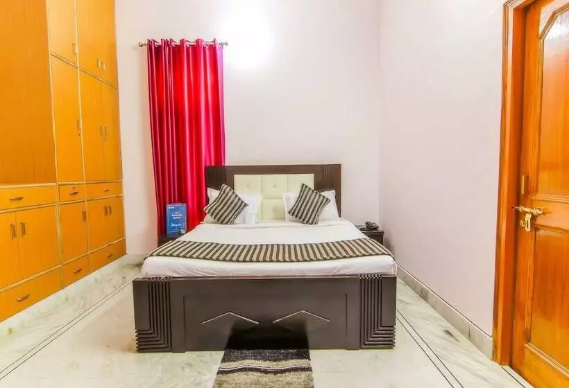Oyo 9008 Hotel Pearl Inn