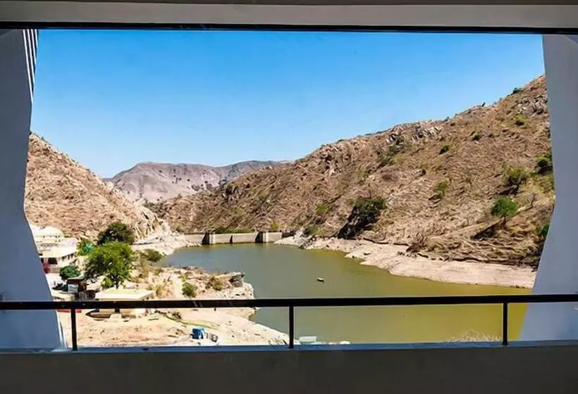 Via Lakhela Resort & Spa