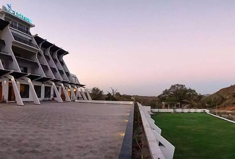 Via Lakhela Resort & Spa