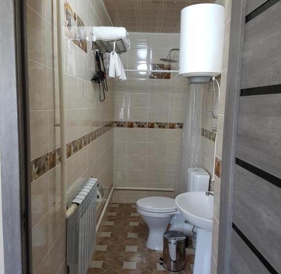 تختخواب و صبحانه Datka Guest House