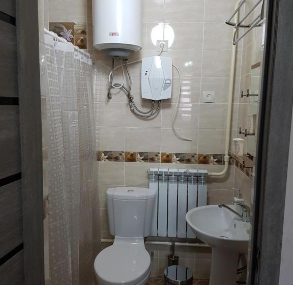 تختخواب و صبحانه Datka Guest House