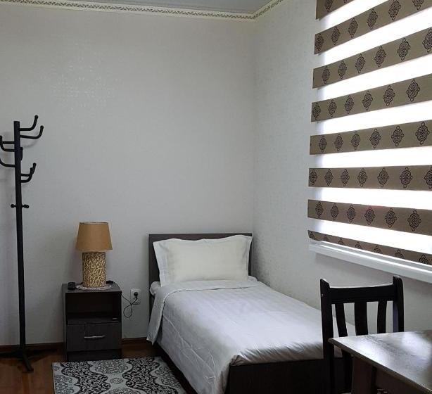 تختخواب و صبحانه Datka Guest House