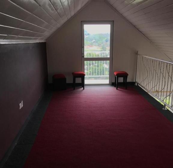 مبيت وإفطار Misty Paradise Of Lake Gregory