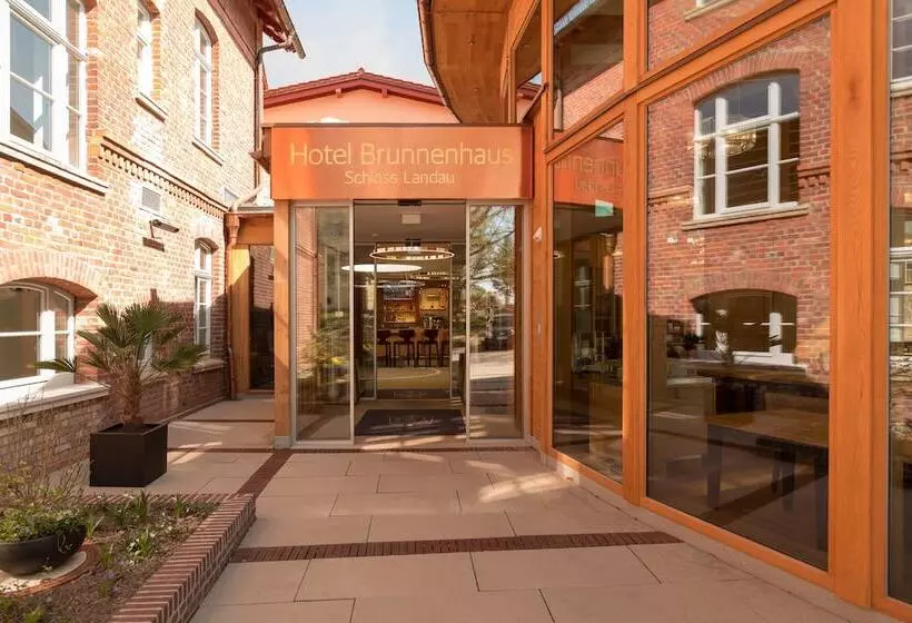 Hotelli Brunnenhaus Schloss Landau