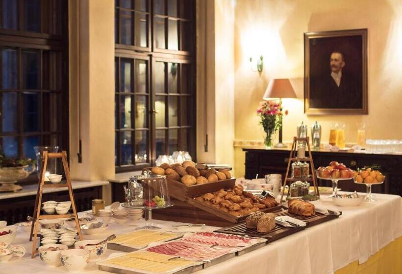 فندق Gästehaus Schloss Saareck