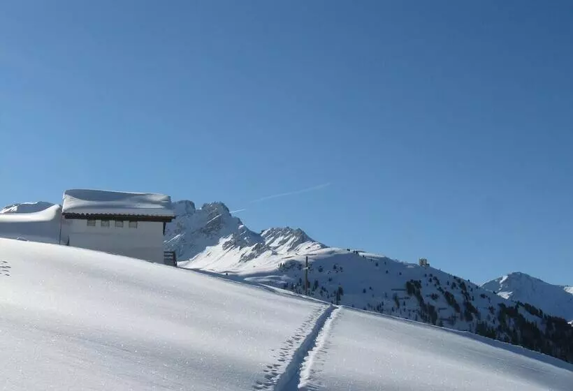ホテル Hôtel Weisshorn Sur St Luc 2337m