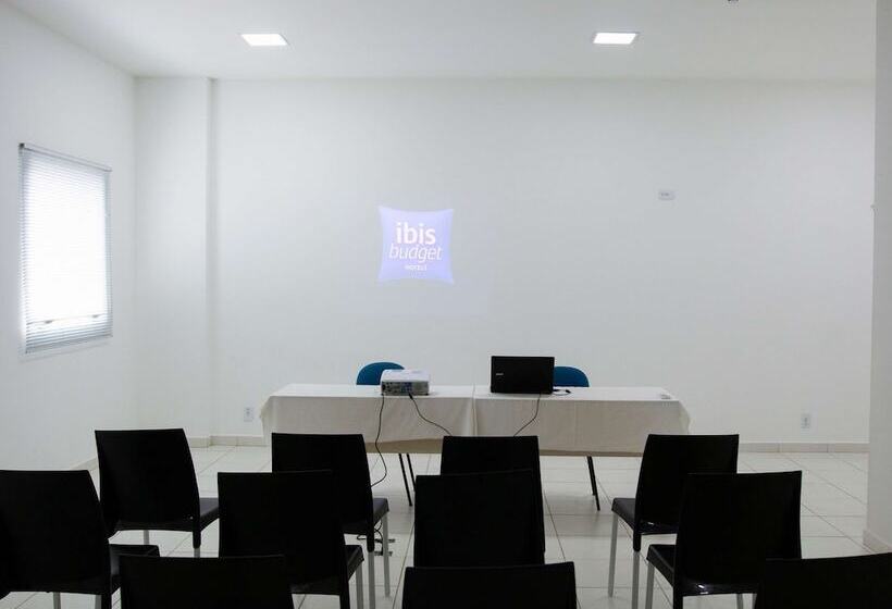 فندق Ibis Budget Manhuaçu