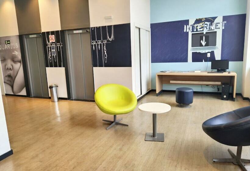 فندق Ibis Budget Manhuaçu