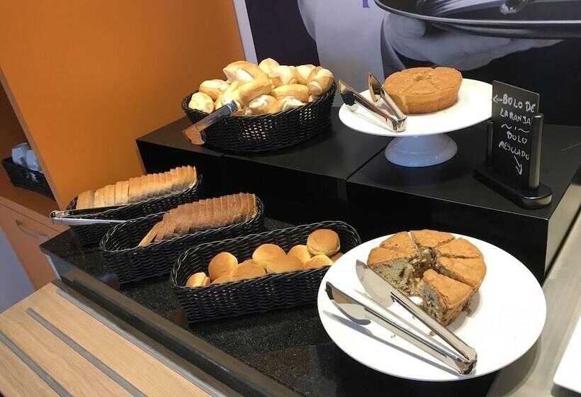 فندق Ibis Budget Manhuaçu