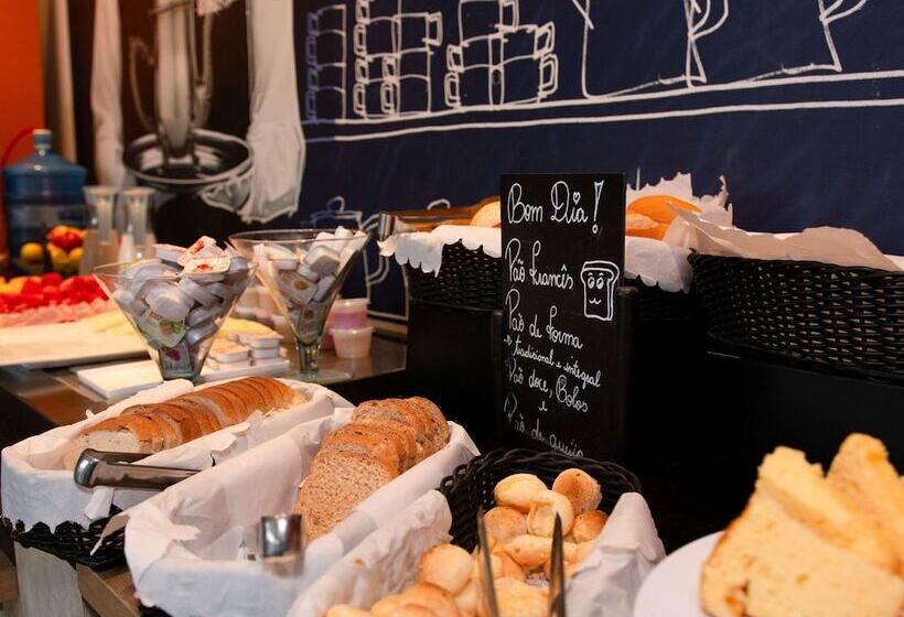 فندق Ibis Budget Manhuaçu