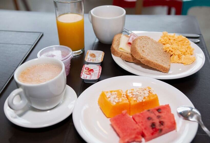 فندق Ibis Budget Manhuaçu