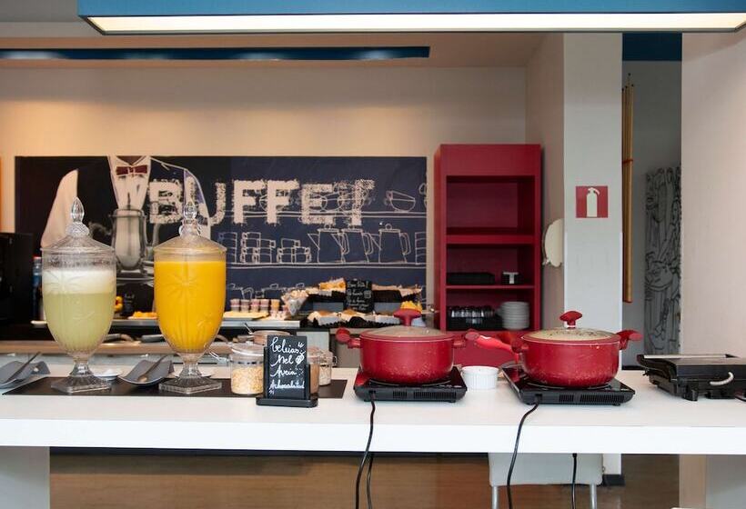 فندق Ibis Budget Manhuaçu