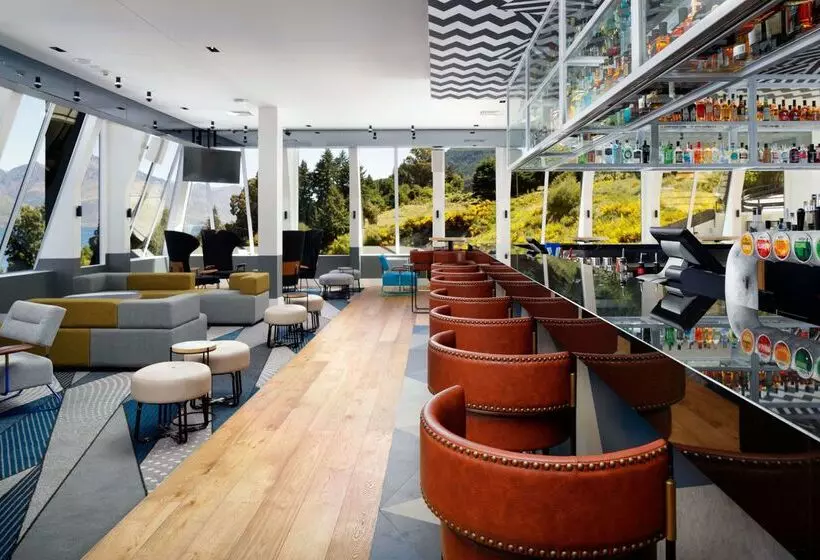 ホテル Qt Queenstown