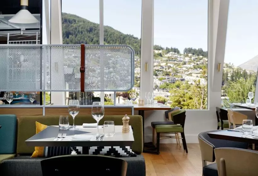 ホテル Qt Queenstown