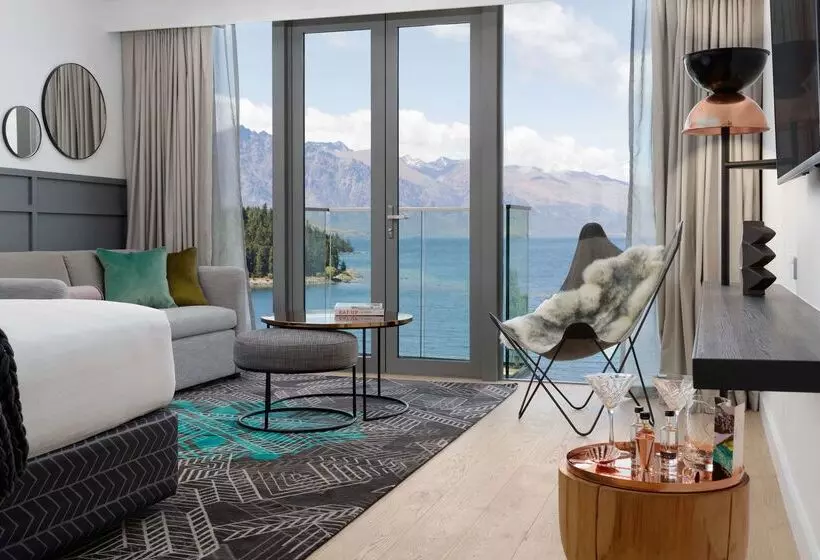 ホテル Qt Queenstown