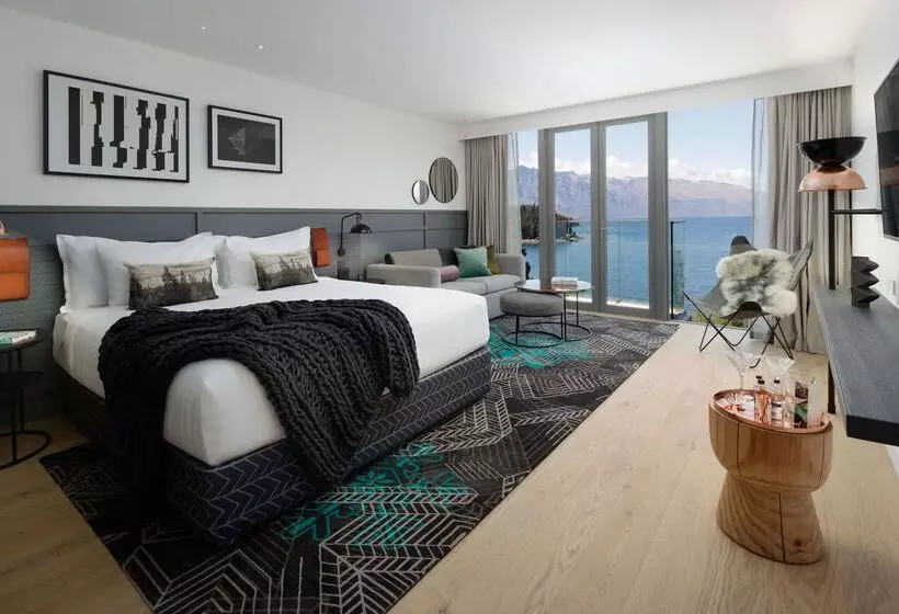 ホテル Qt Queenstown