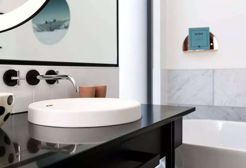 ホテル Qt Queenstown