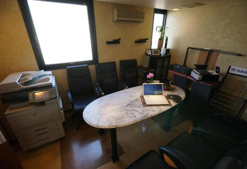 Отель Satellite