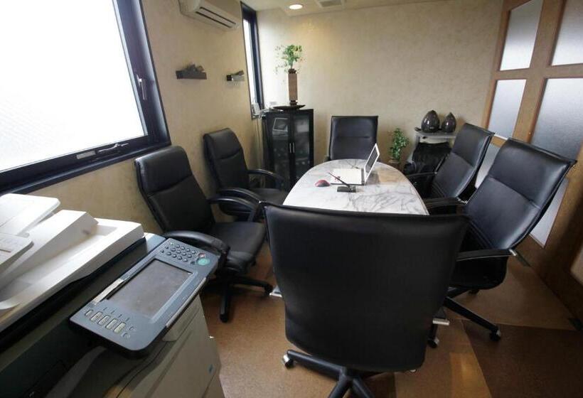 Отель Satellite