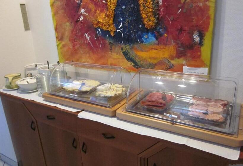 هتل Wolfsschlucht