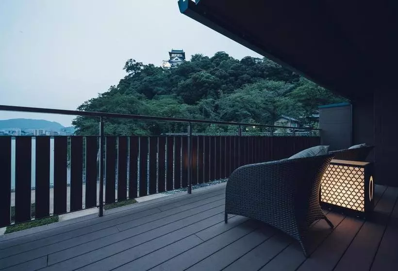 旅館 Akariya Geihanro