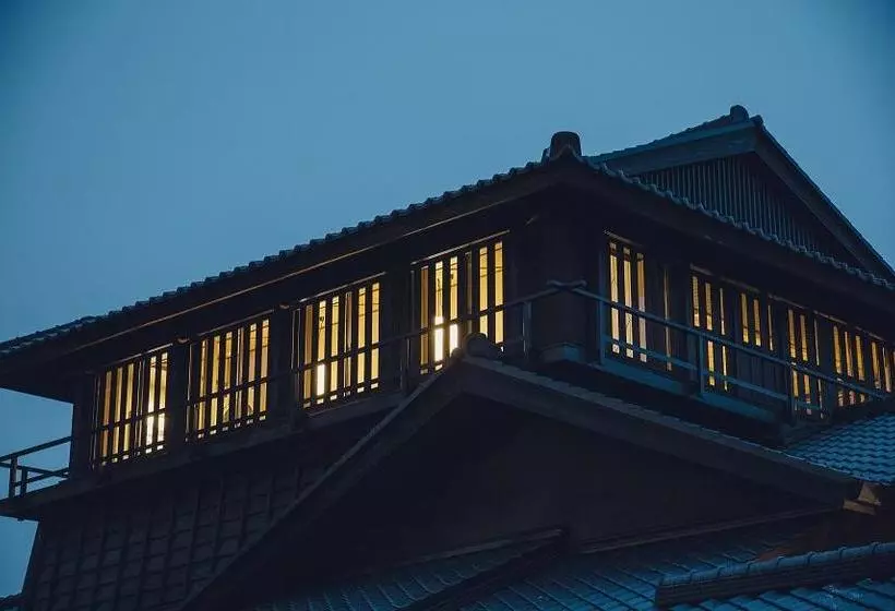 旅館 Akariya Geihanro