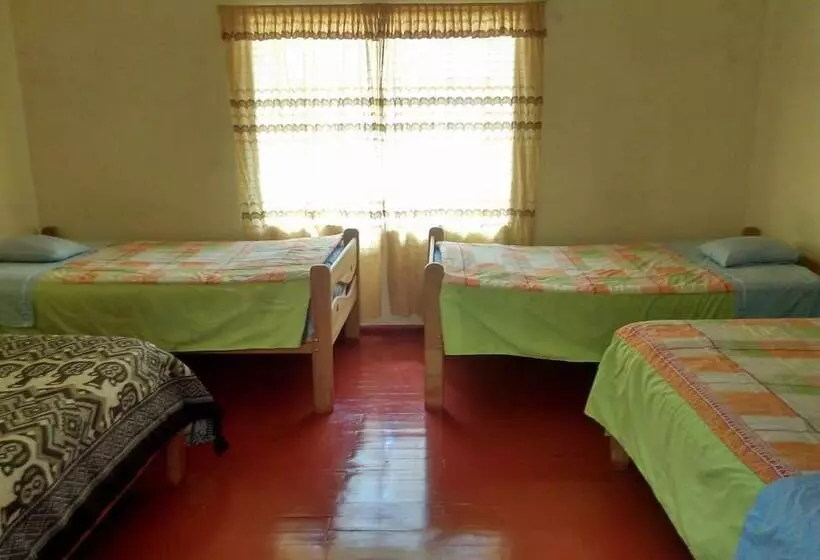 ユースホステル Auquis Ccapac Guest House