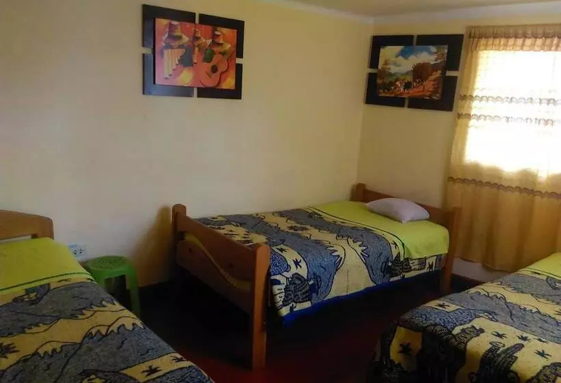 ユースホステル Auquis Ccapac Guest House