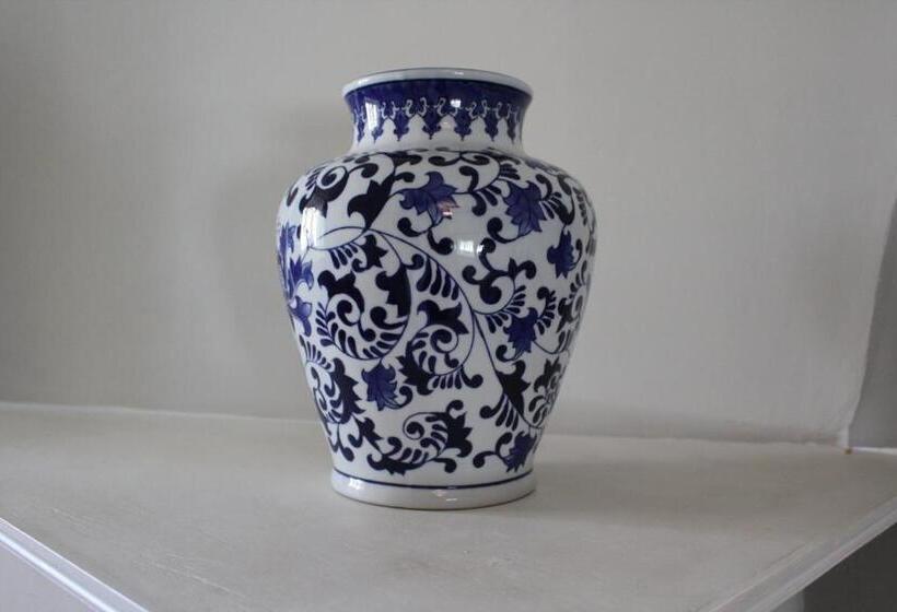 Bed and Breakfast West Knole House Somerset