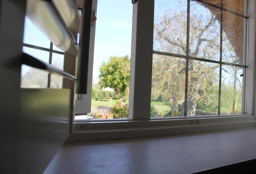 Bed and Breakfast West Knole House Somerset