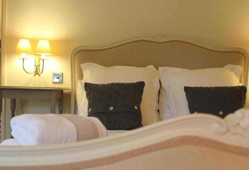 Bed and Breakfast West Knole House Somerset