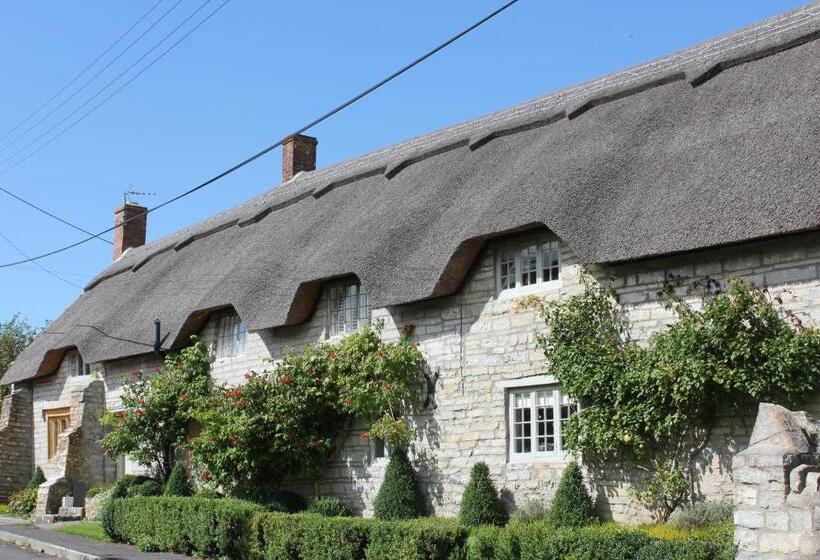 Bed and Breakfast West Knole House Somerset