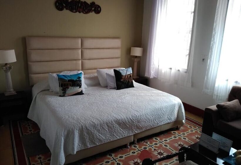 فندق Boutique Ana Lorenza