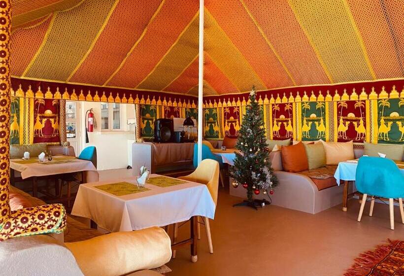 ホテル Aftas Trip