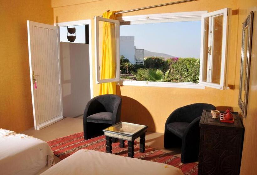 ホテル Aftas Trip