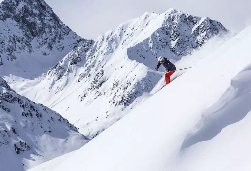 Hotelli Alagna Mountain Resort & Spa