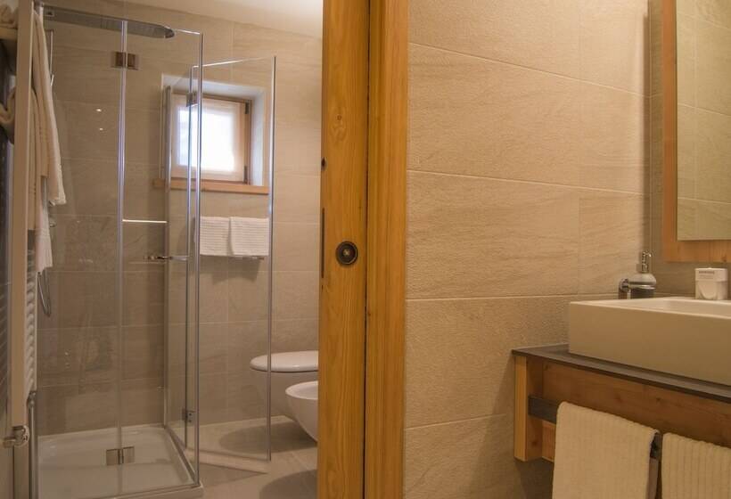 Отель Alagna Mountain Resort & Spa